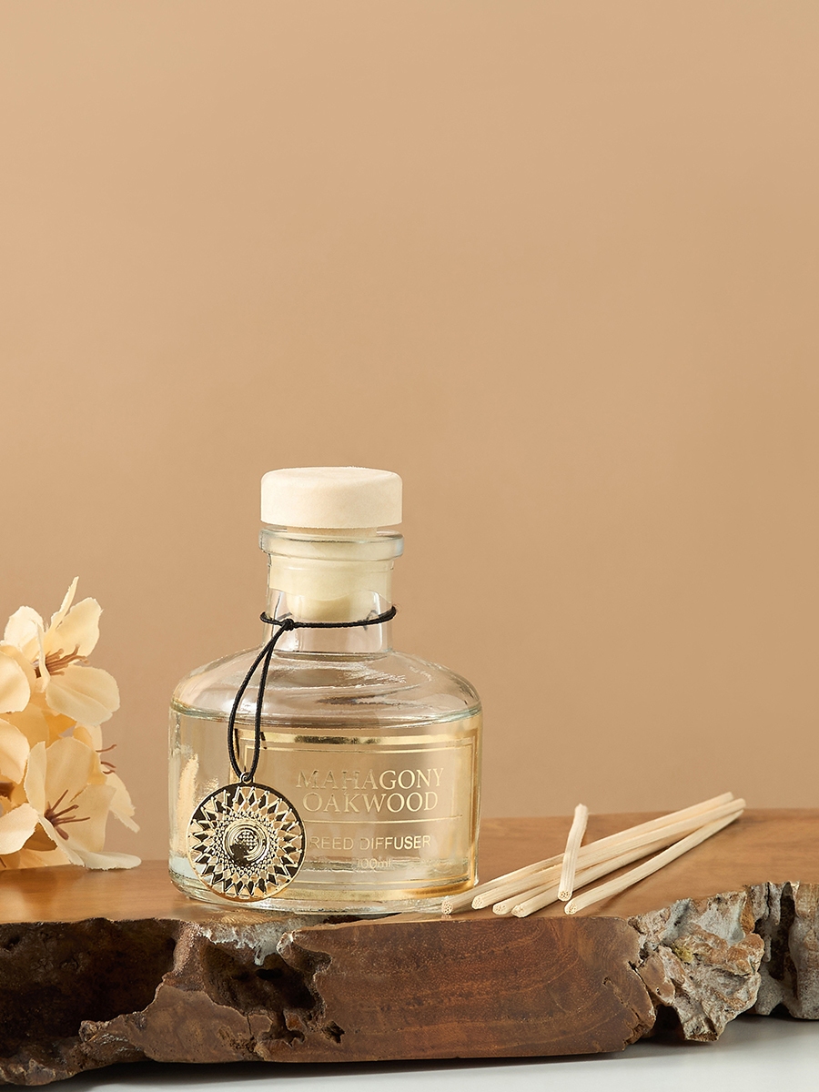 Scent.d Mahagony Oakwood Reed Diffuser - 100 ml