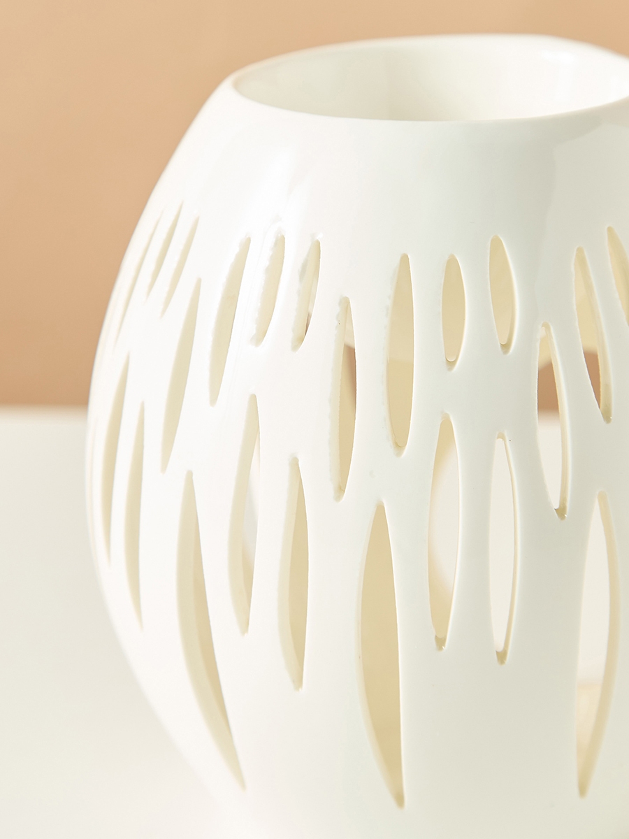Ceramic Oil Burner - 12x12x13 cm