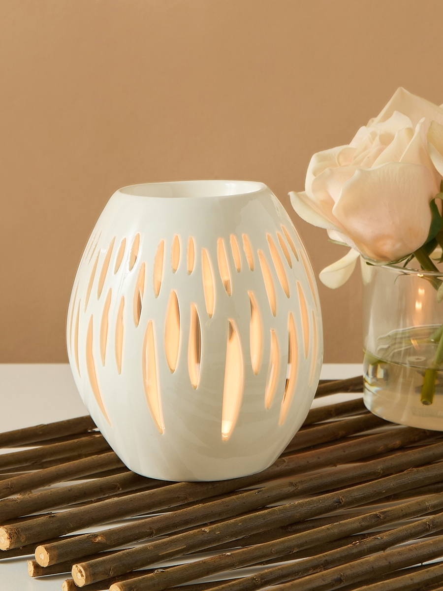 Ceramic Oil Burner - 12x12x13 cm