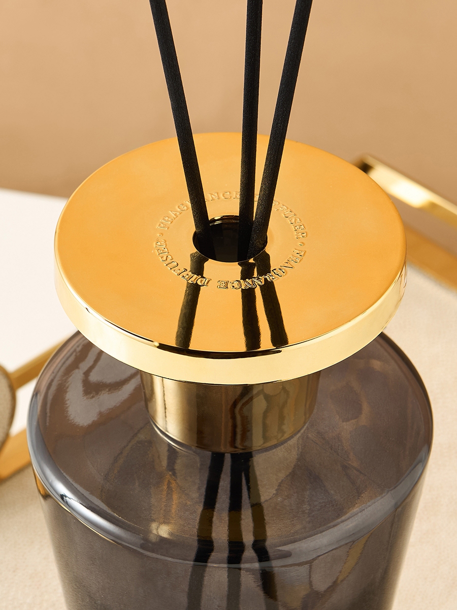 موزع عطور أعواد قصب لندن فيلفيت لاونج من سينتيد - 1000 مل