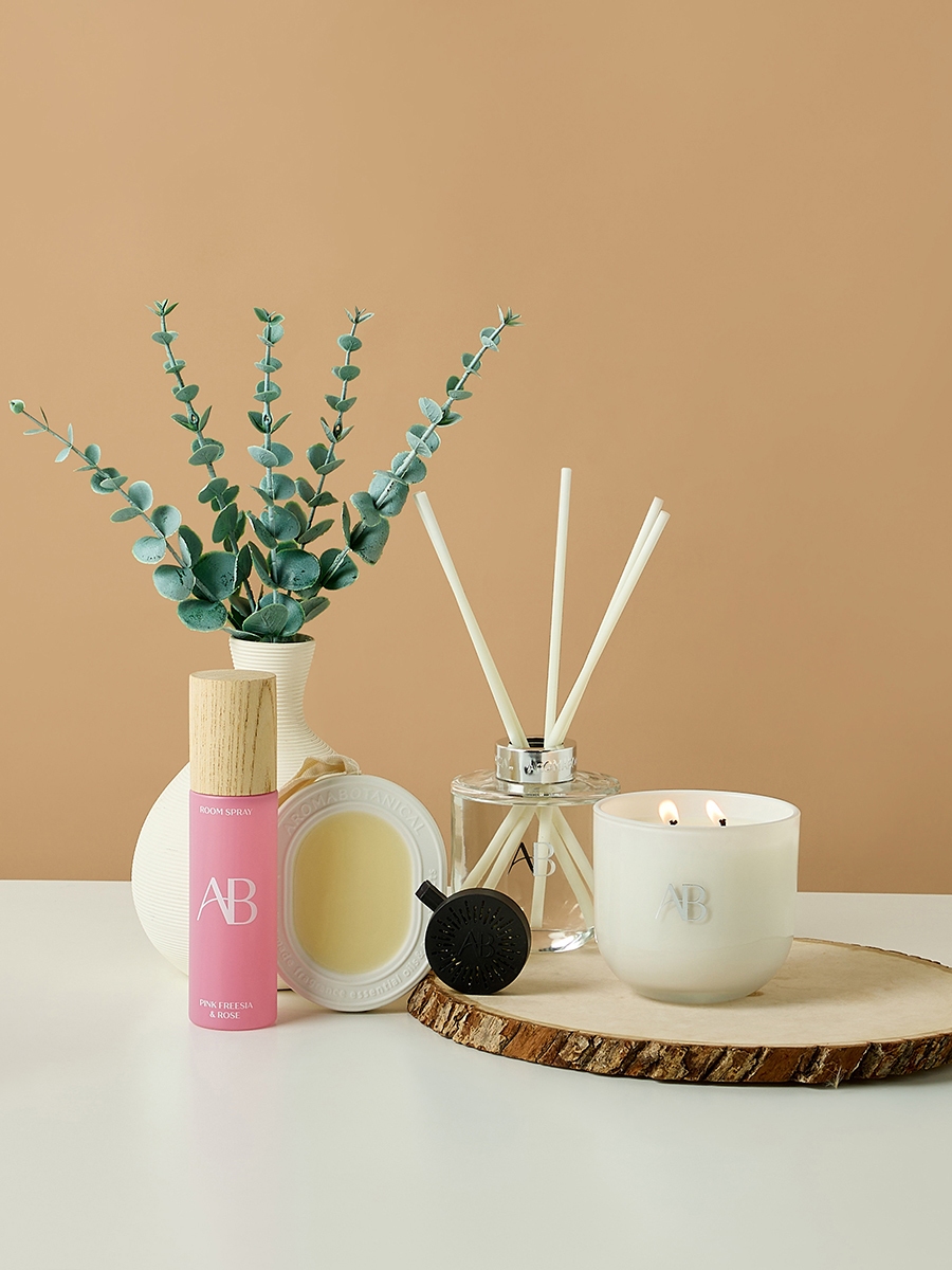 Aromabotanical Pink Freesia and Rose Wax Fragrant Disc