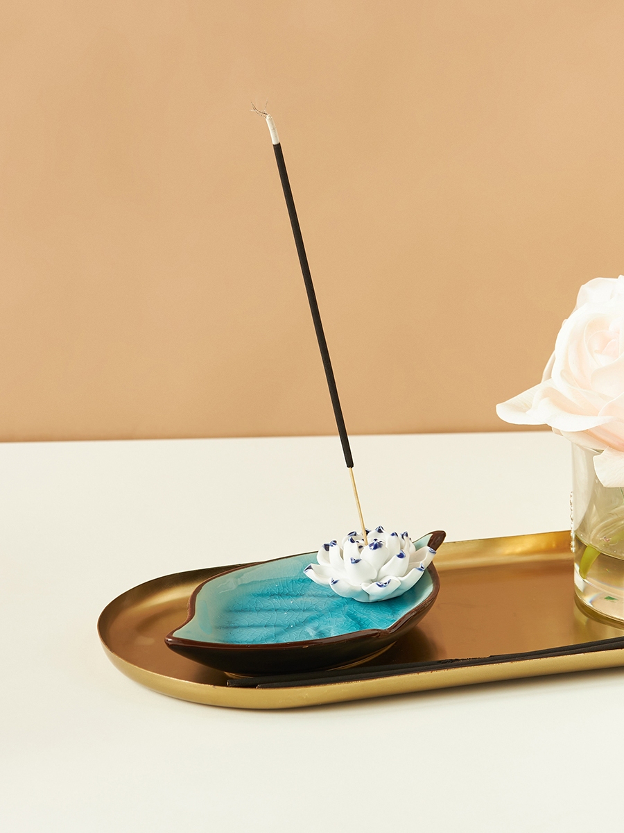 Decorative Lotus Flower with Leaf Base Incense Holder