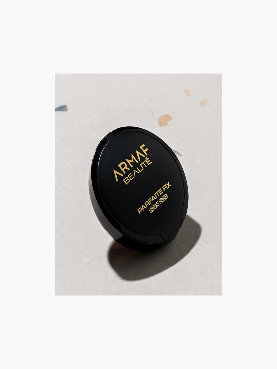 Parfaite Fix Compact Powder