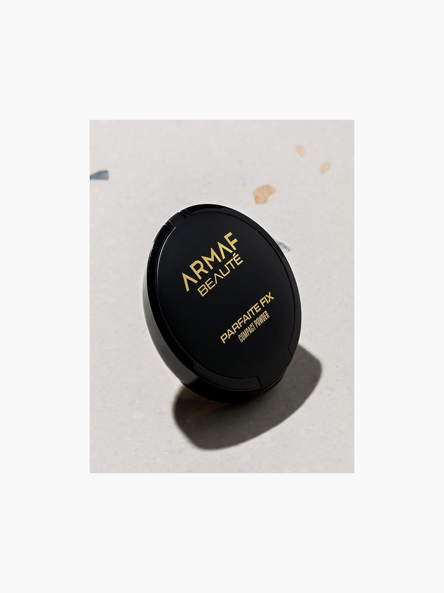 Parfaite Fix Compact Powder