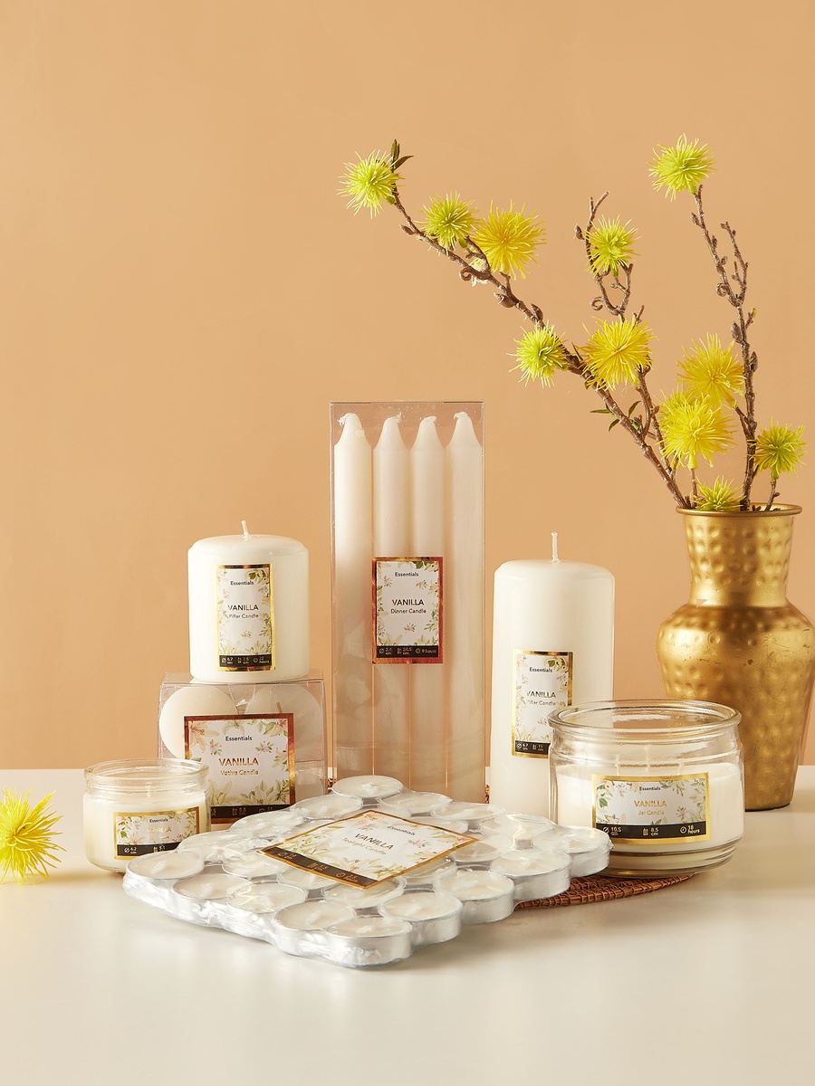 Essentials 3-Wick Vanilla Fleur Scented Glass Jar Candle - 18 H