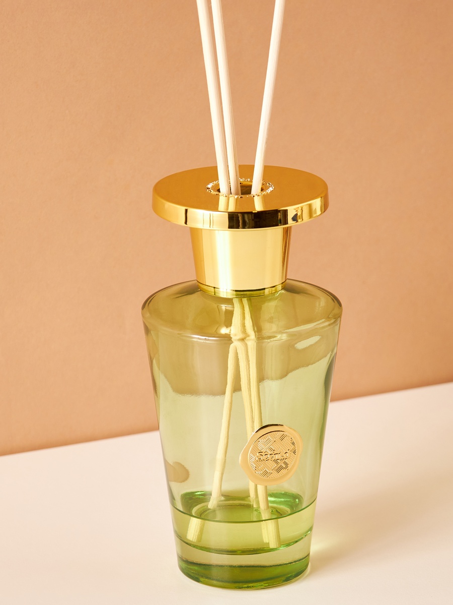 Intoxicating Flower Scented Reed Diffuser - 300 ml