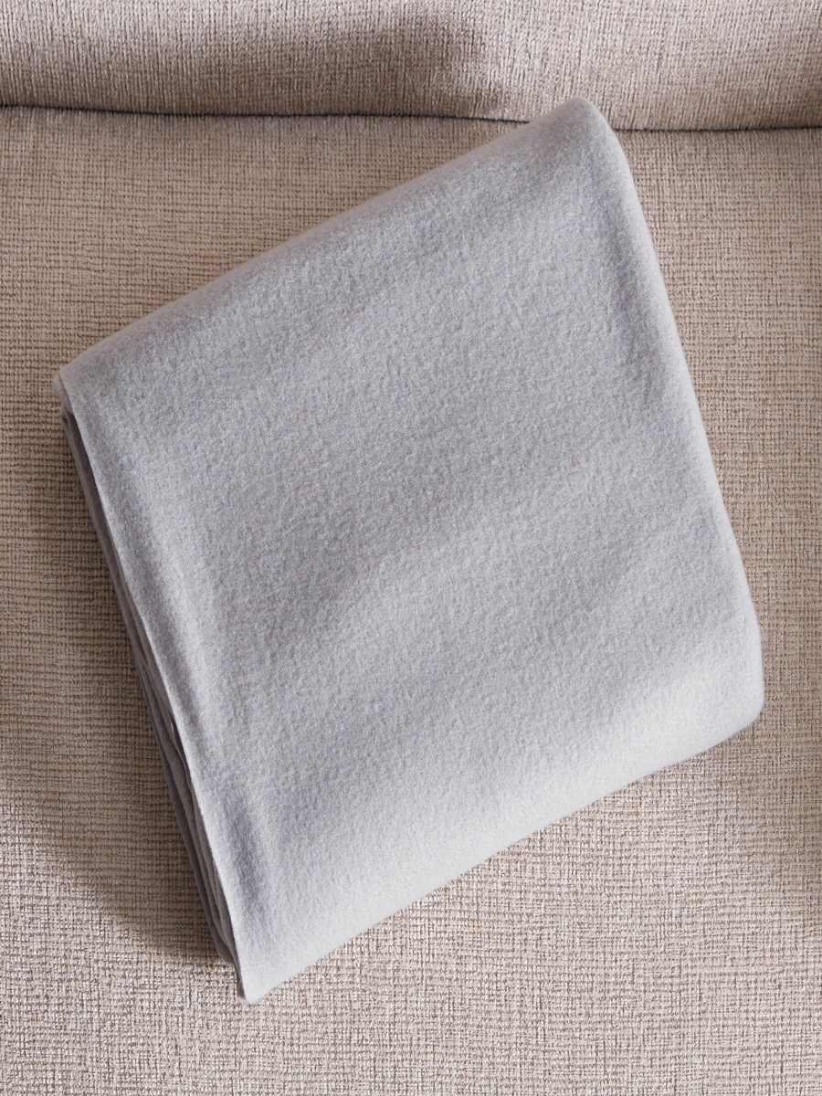 Atlanta Solid Recycled Polar Fleece Twin Blanket - 150x200 cm