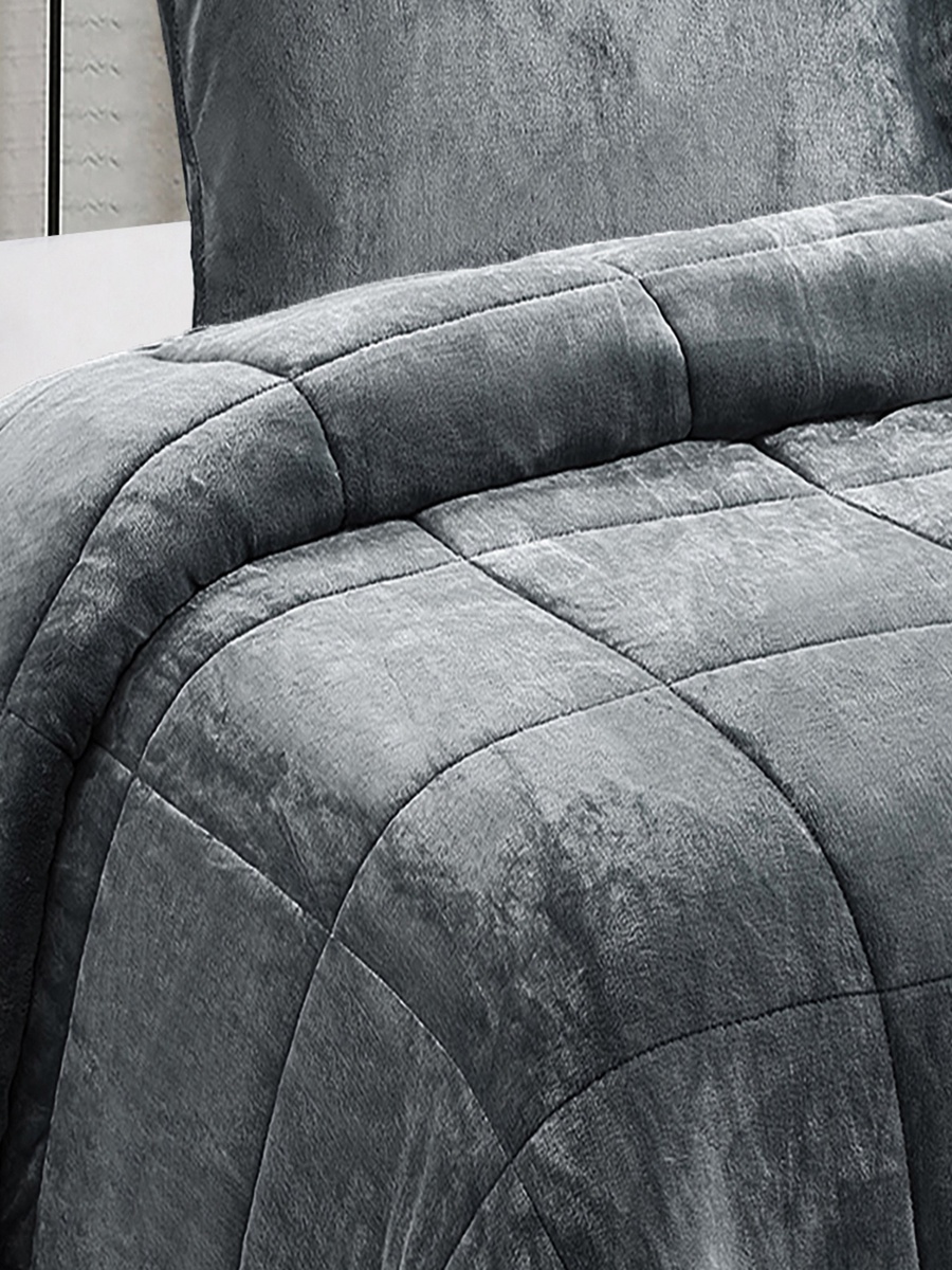 Nariko 3-Piece Solid Flannel King Comforter Set - 220x240 cm