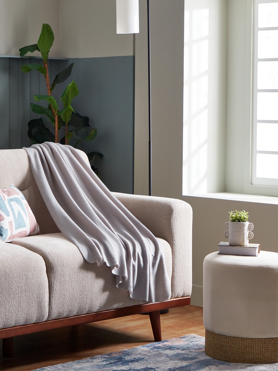 Atlanta Solid Recycled Polar Fleece Throw - 120x160 cm