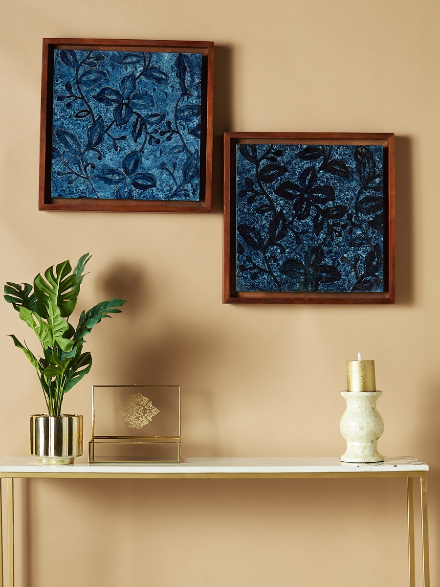 Decorative Wall Accents - Set of 2