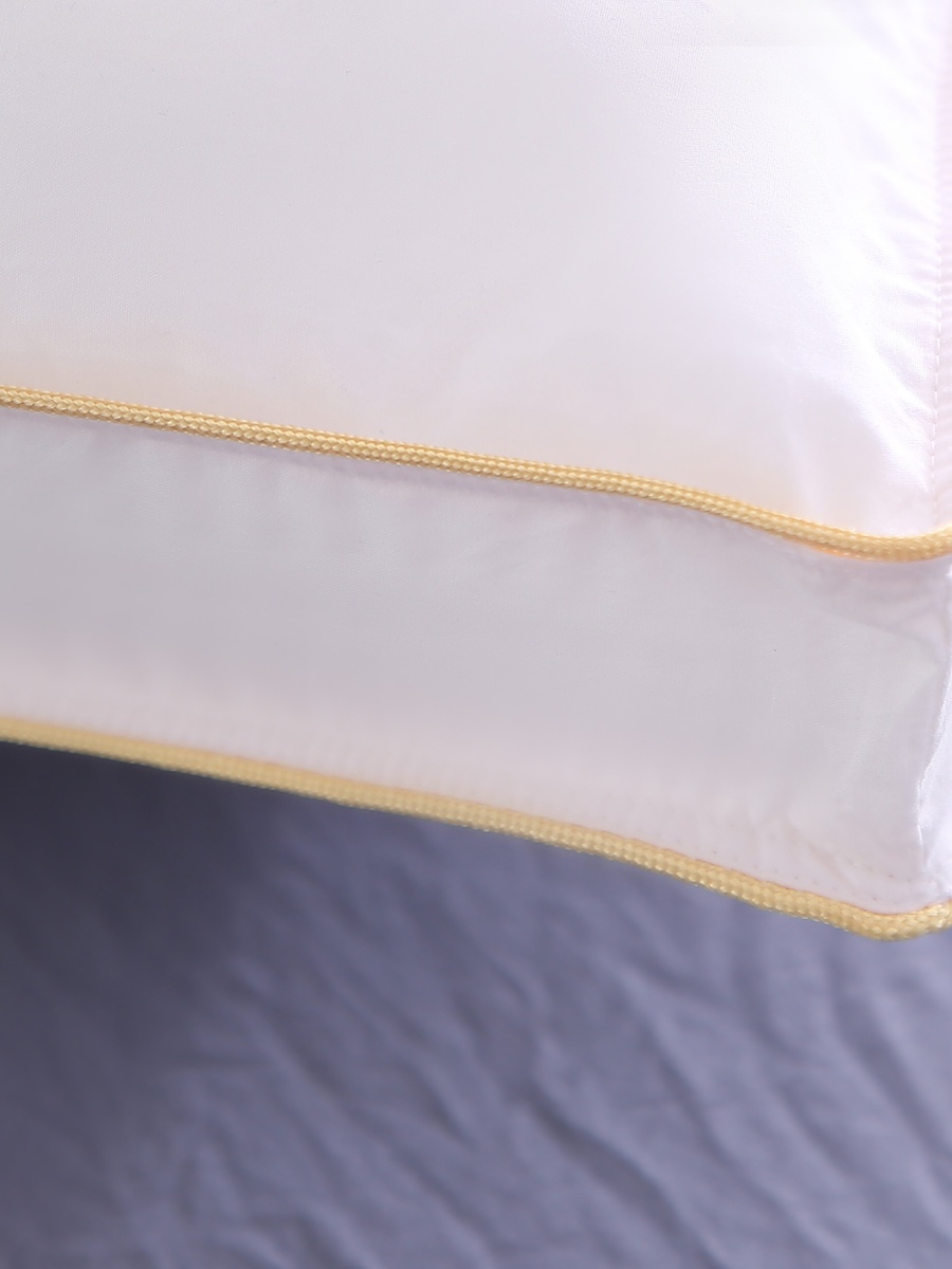 4-Piece Super Soft Pillow Set - 75x50 cm