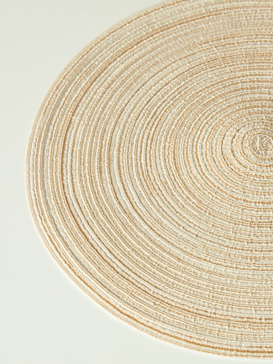 Textured 4-Piece Placemat Set - 38 cm