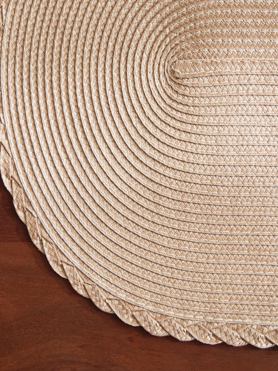 Miso Oval Polypropylene Placemat - 30x45 cm