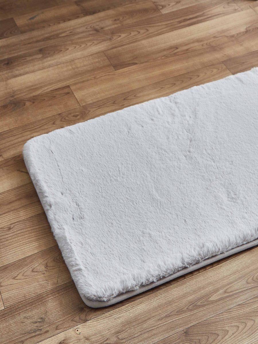 Plush Super Soft Bathmat - 50x80 cm