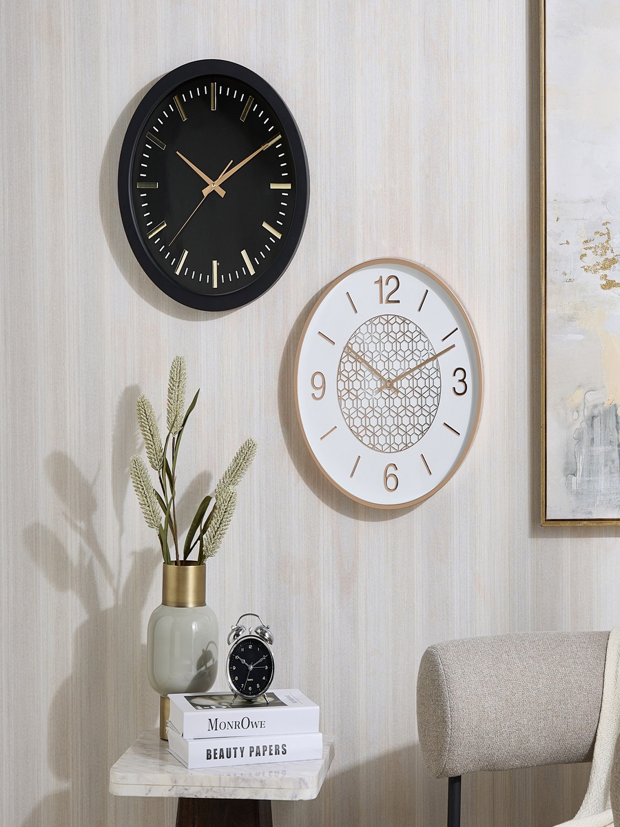 Saratoga Willa Wall Clock - 40.2x4.3 cm