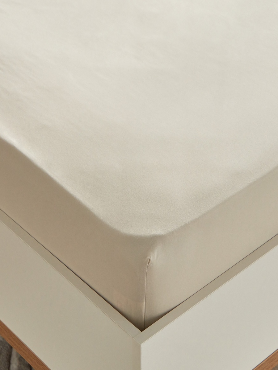 Derby Solid Microfiber Queen Fitted Sheet - 150x200+25 cm