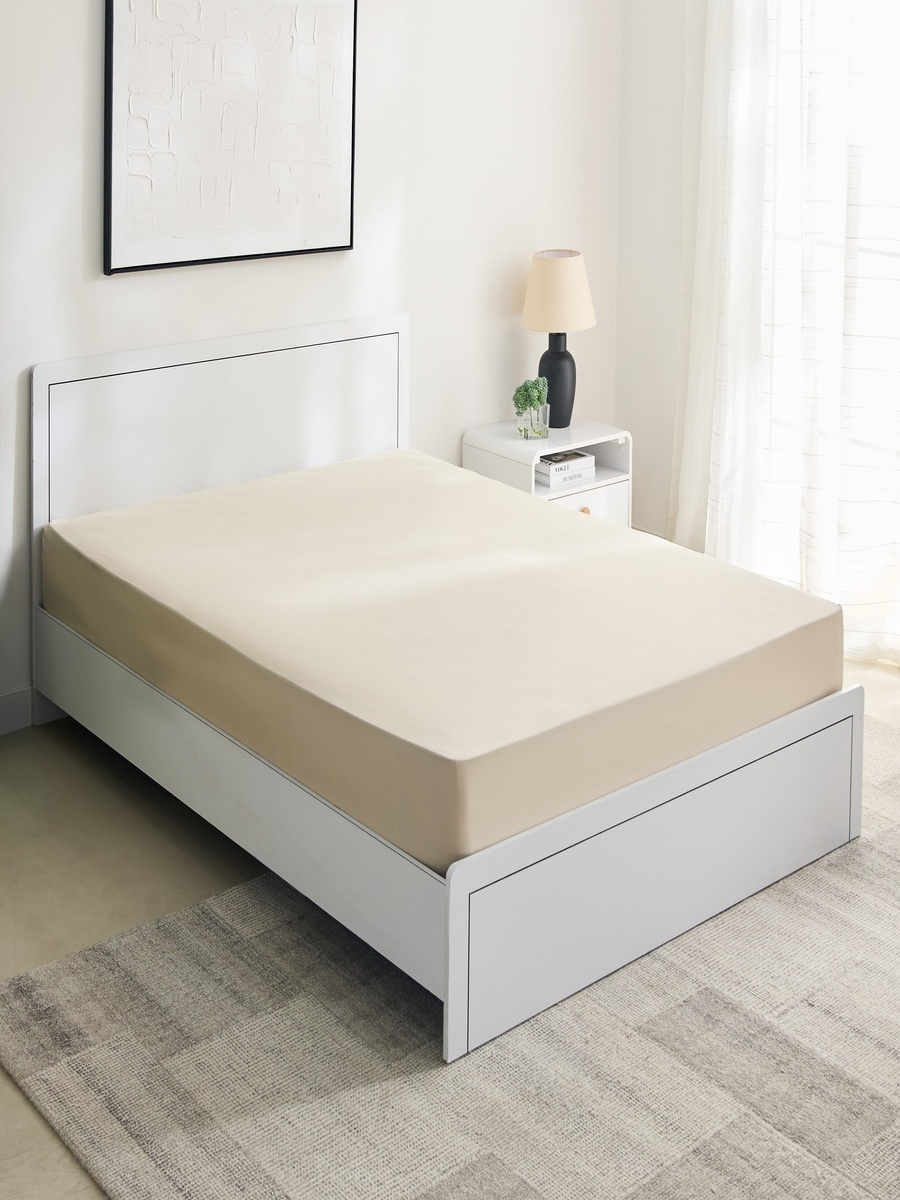 Essential Cotton Queen Fitted Sheet - 150x200+36 cm