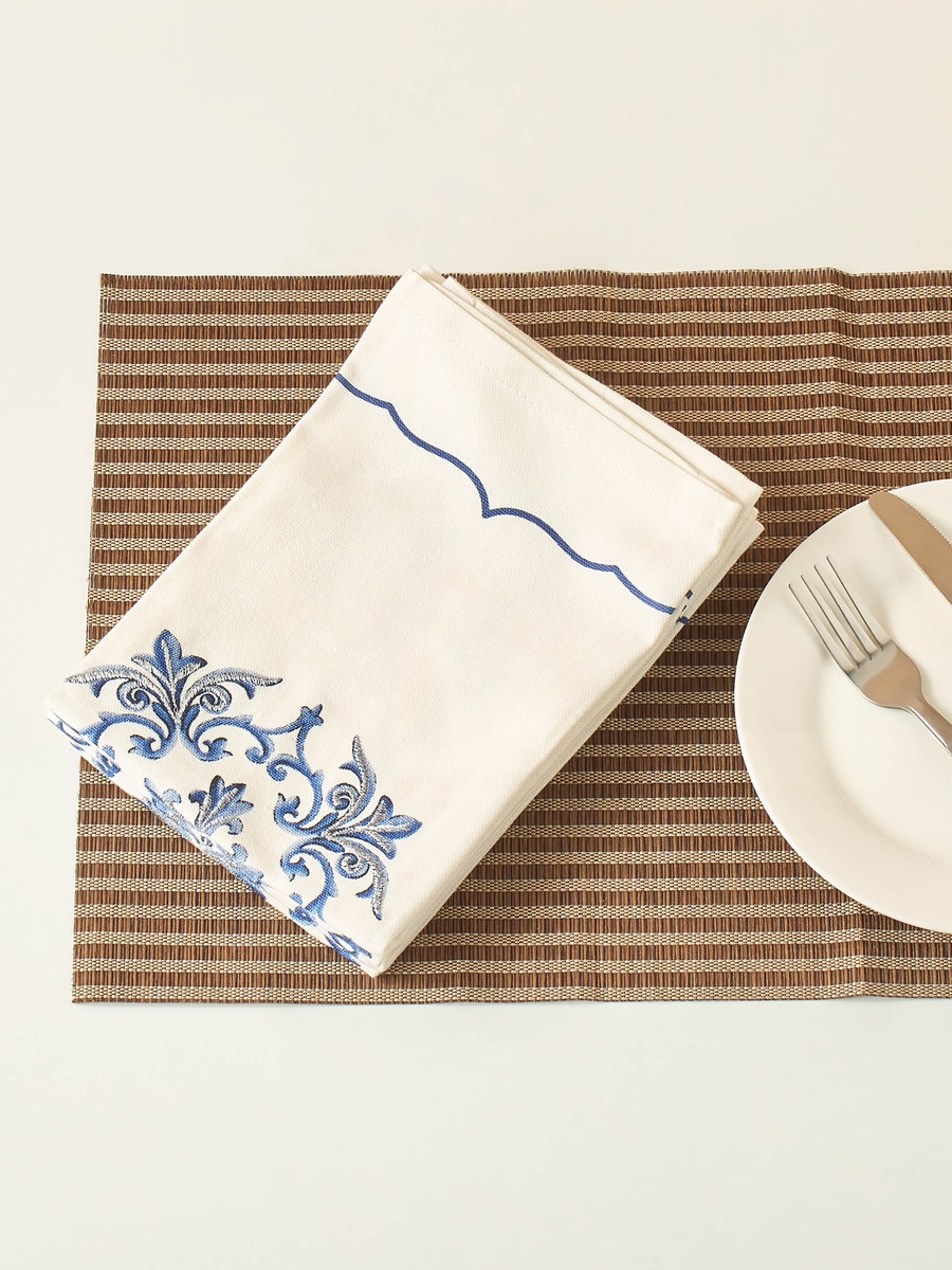 4-Piece Embroidered Napkin Set - 45x45 cm