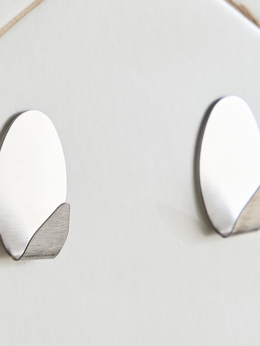 Umbra Oval Medium Metal Hooks - Set of 2
