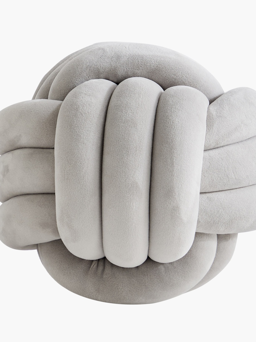 Cushy Loft Knot Cushion - 28 cm