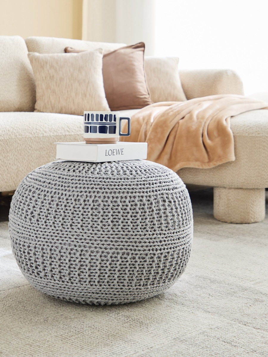 Essential Cable Knitted Pouf - 50x50x35 cm