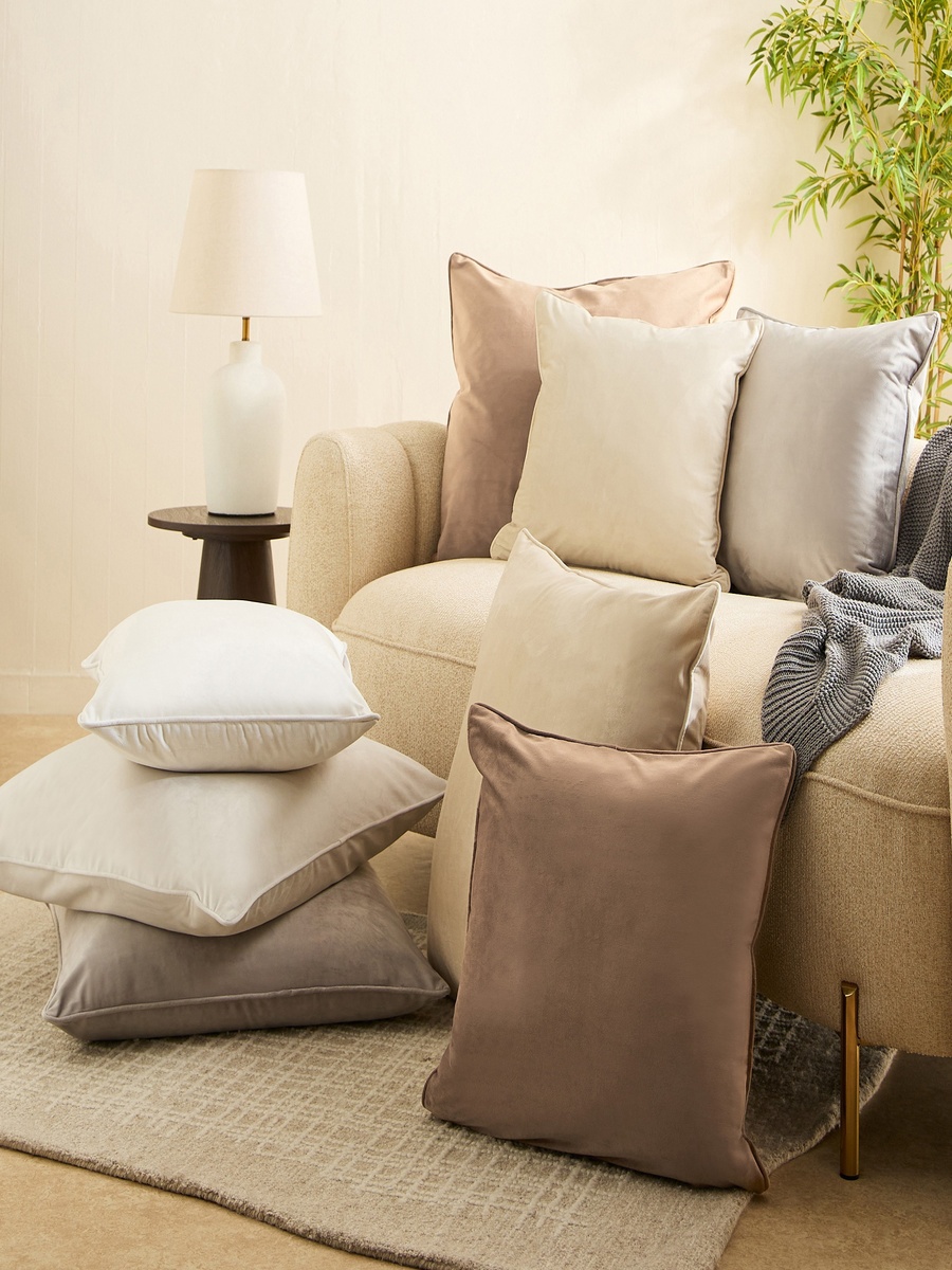Dove Velvet Cushion Cover - 65x65 cm
