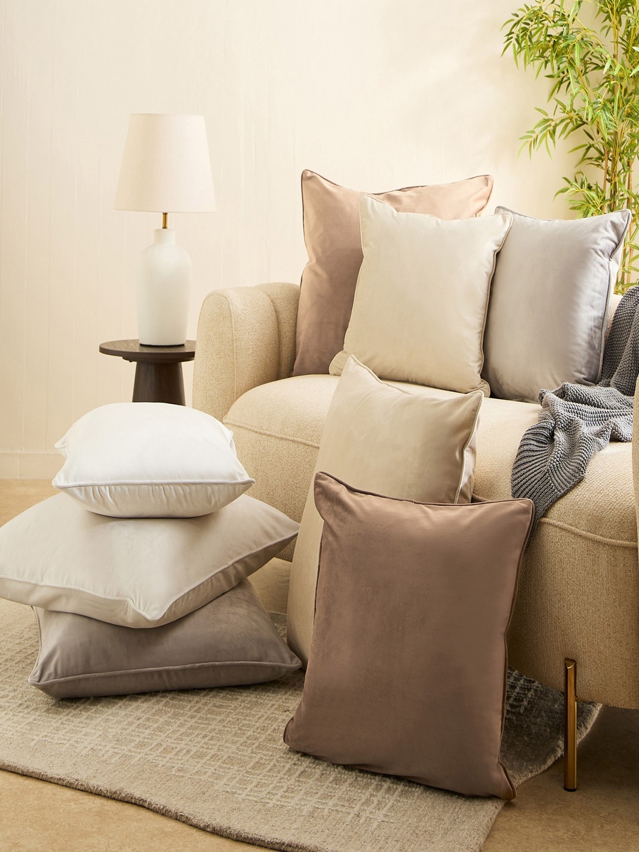 Dove Velvet Cushion Cover - 65x65 cm