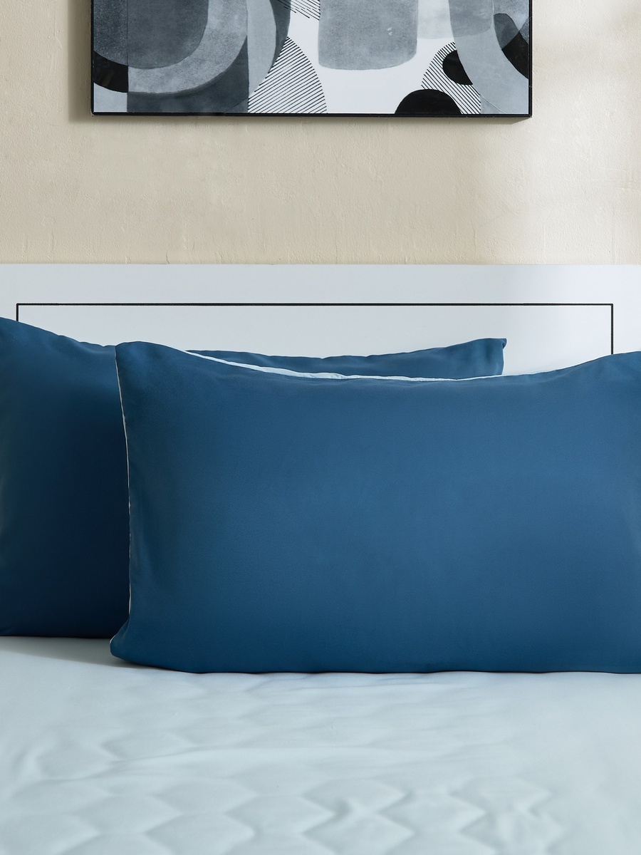 Flipzy 2-Piece Reversible Microfibre Pillow Cover Set - 50x75 cm