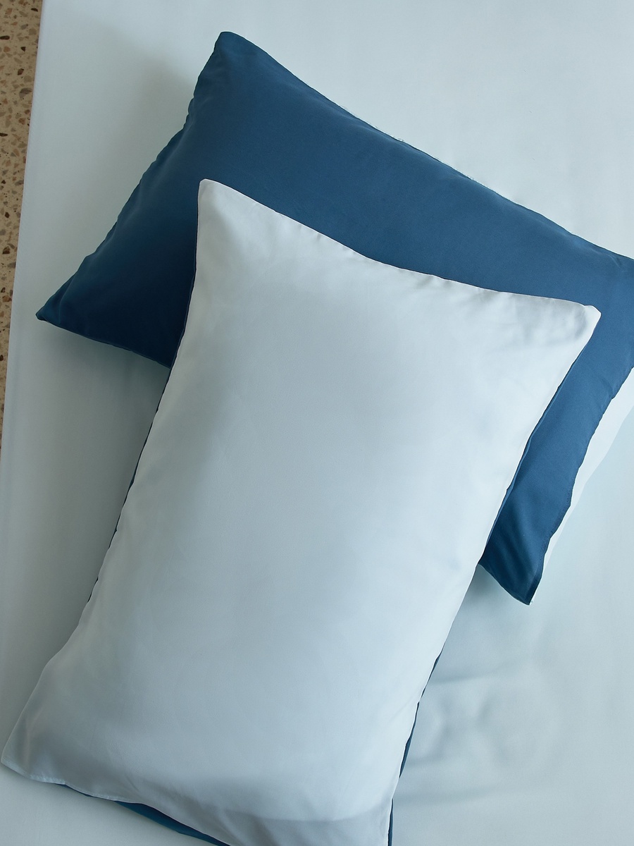 Flipzy 2-Piece Reversible Microfibre Pillow Cover Set - 50x75 cm