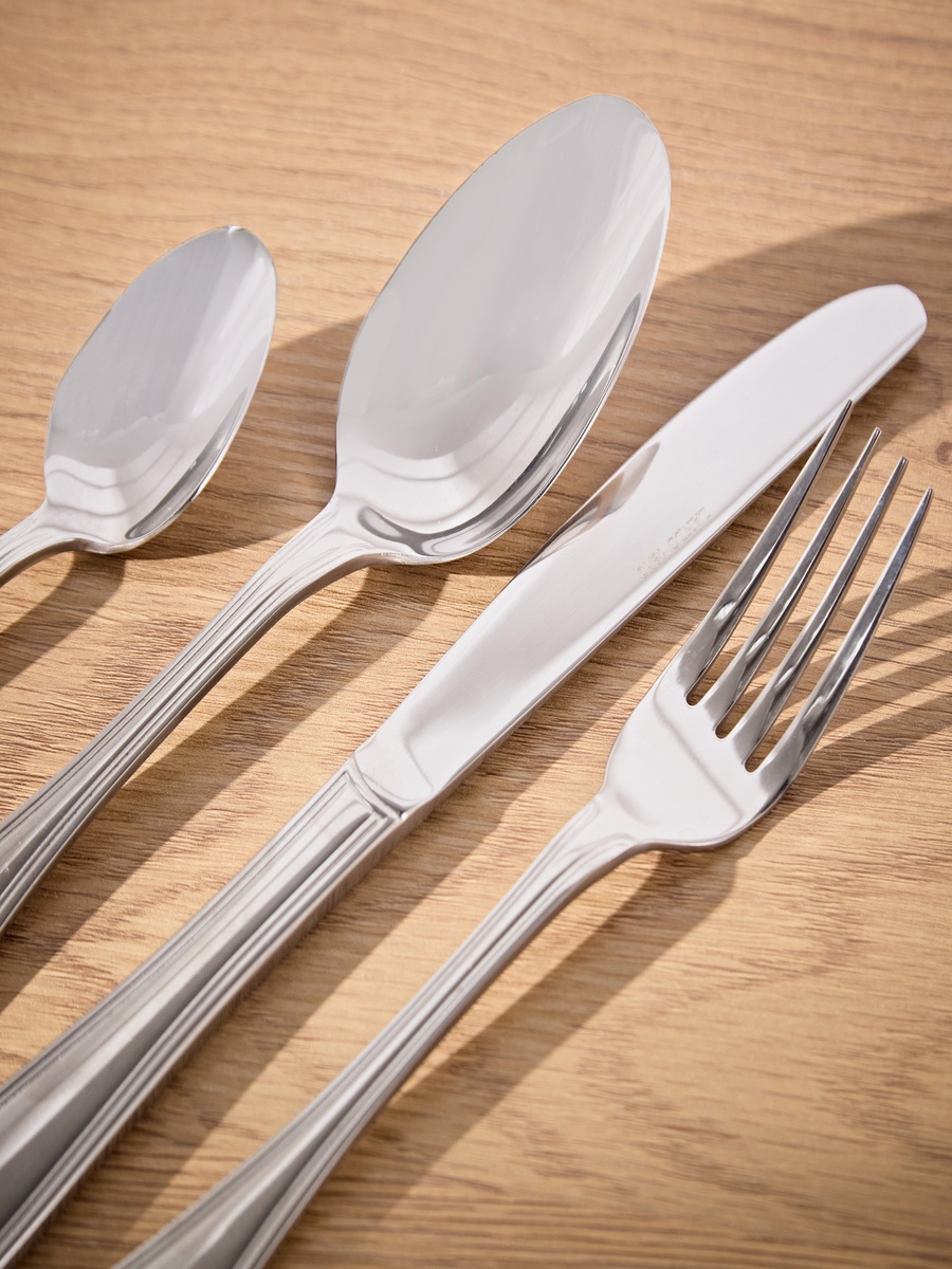 Ridge 16-Piece 18/10 Stainless Steel Cutlery Set