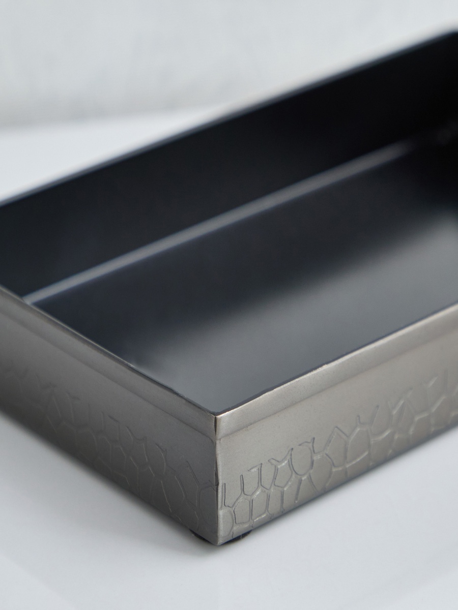 Elton Stainless Steel Towel Tray