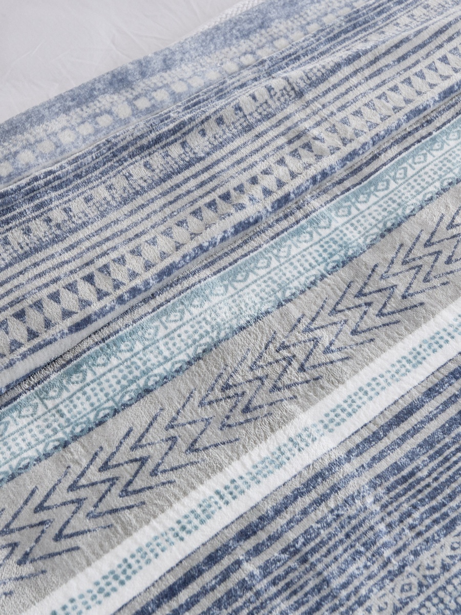 Matrix Enzo Printed Flannel Queen Blanket - 200x220 cm