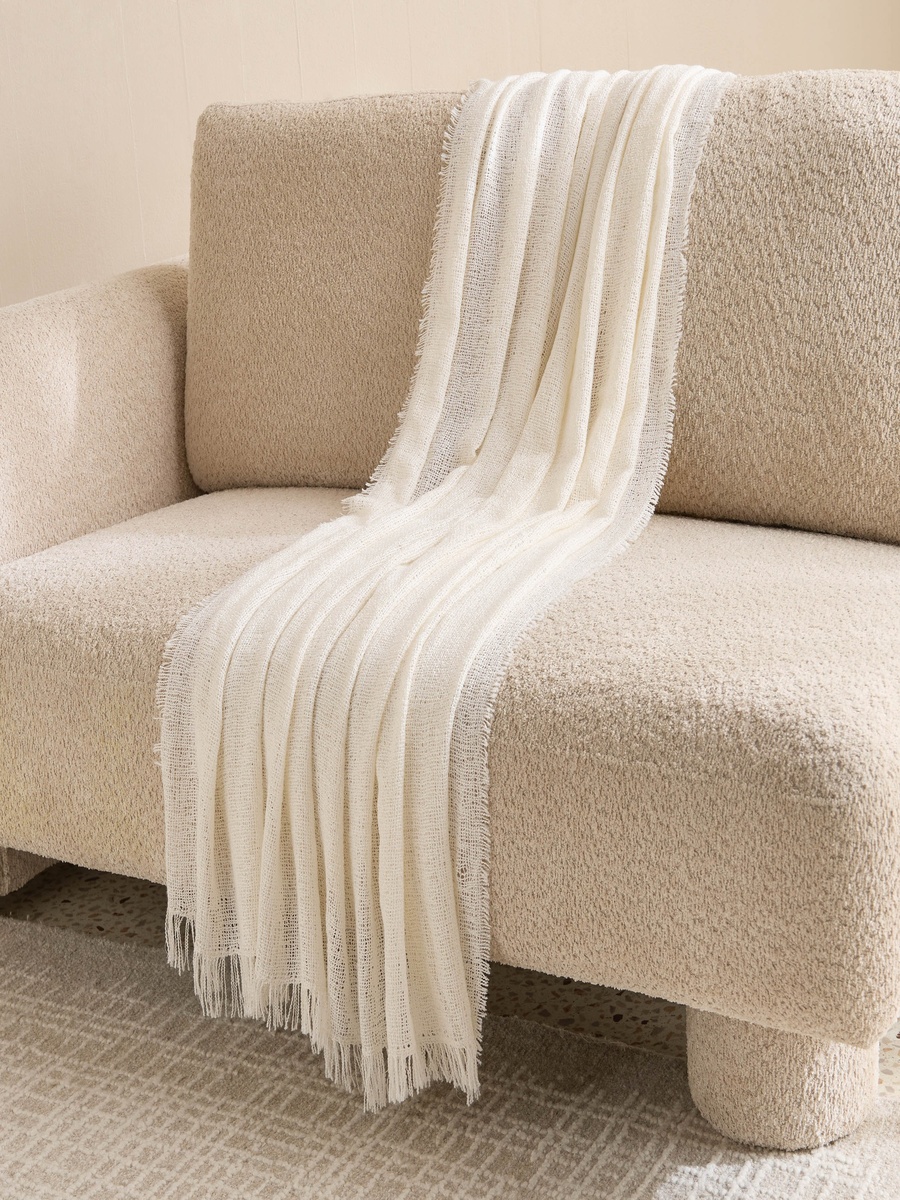 Girga Solid Throw - 130x170 cm