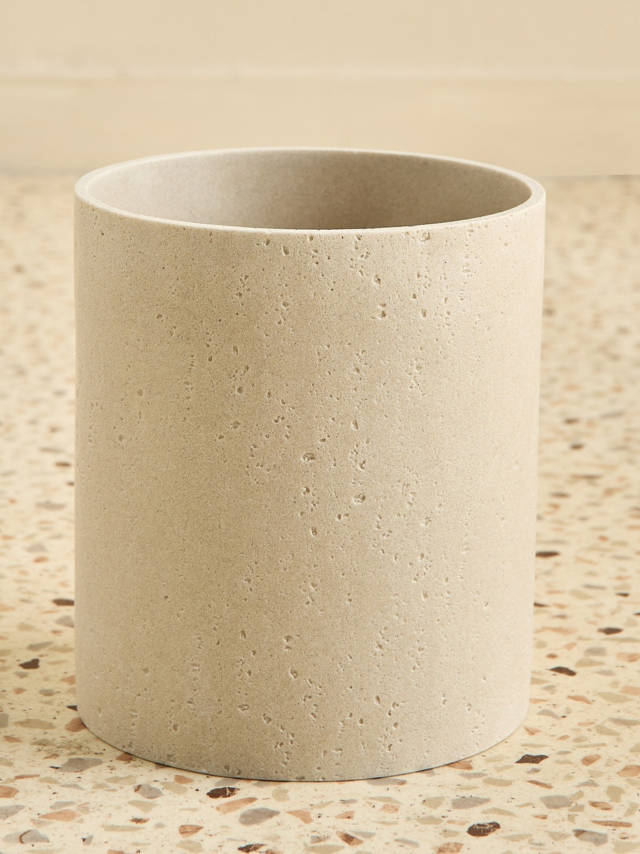 Avant Resin Waste Bin