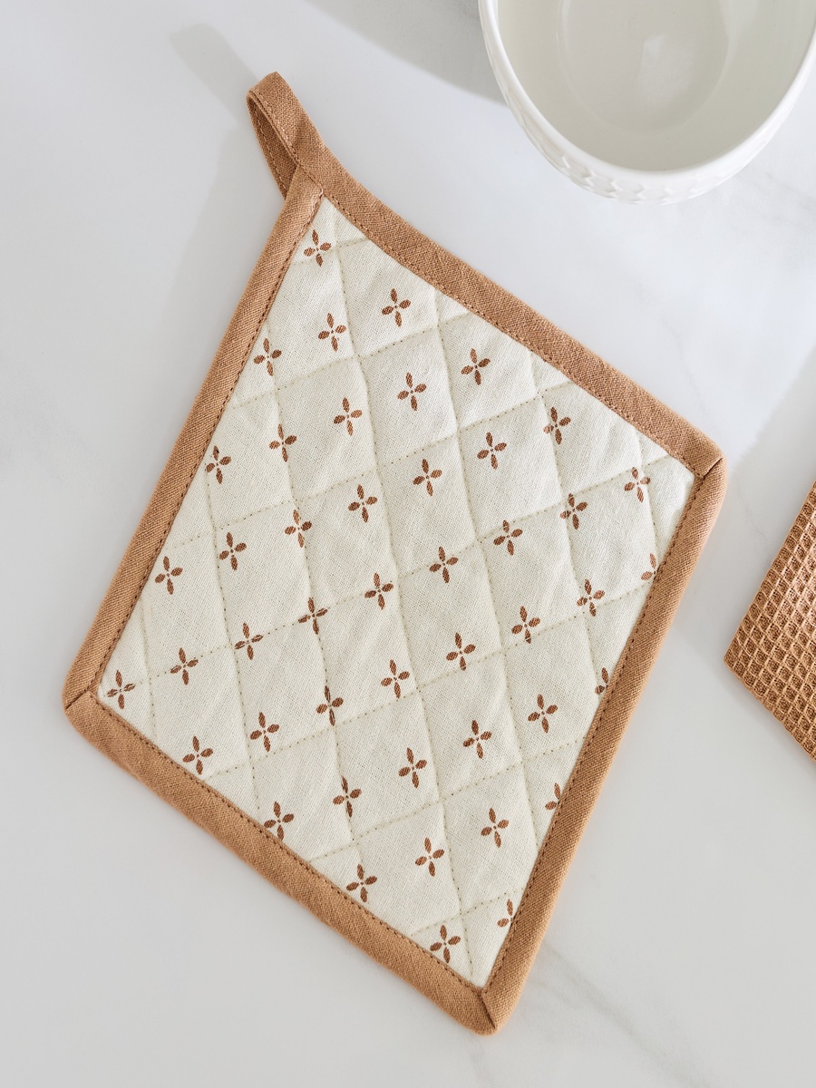 Payton Floral Print Pot Holder - 20x20 cm