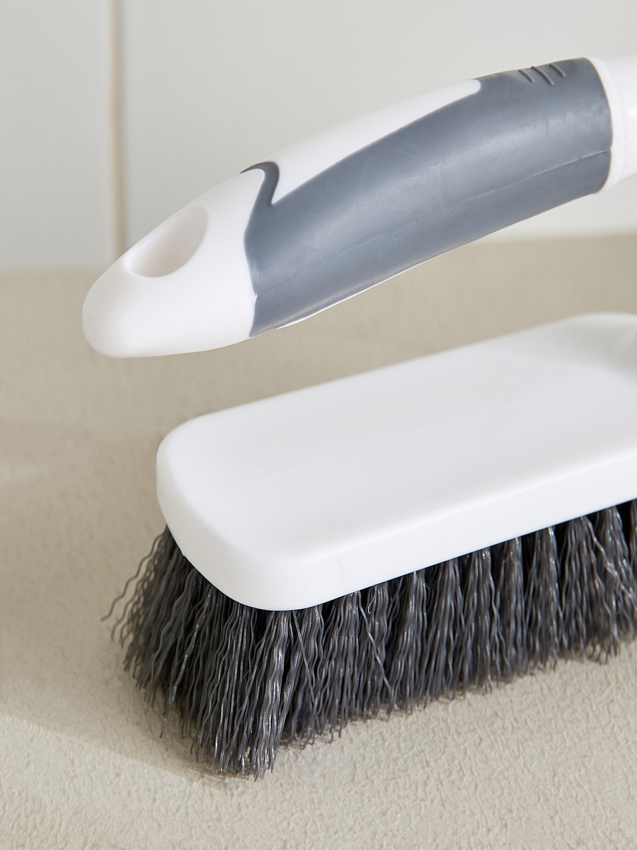 Alina Scrub Brush
