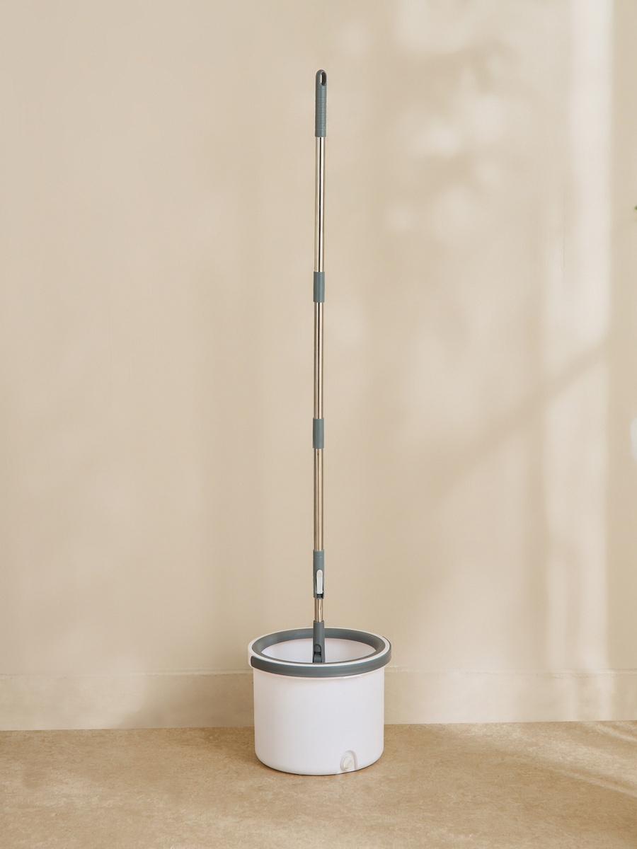 Atlanta 360 Degree Easy Spin Mop Bucket Set