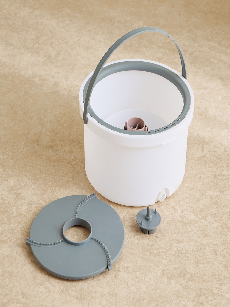 Atlanta 360 Degree Easy Spin Mop Bucket Set