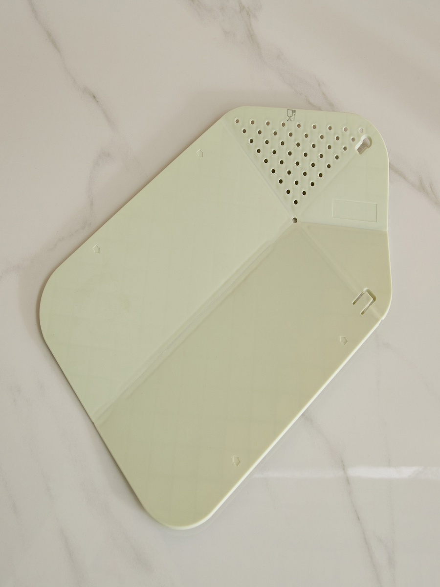 Vega Multi Purpose Foldable Cutting Board cum Strainer - 42.5x27 cm