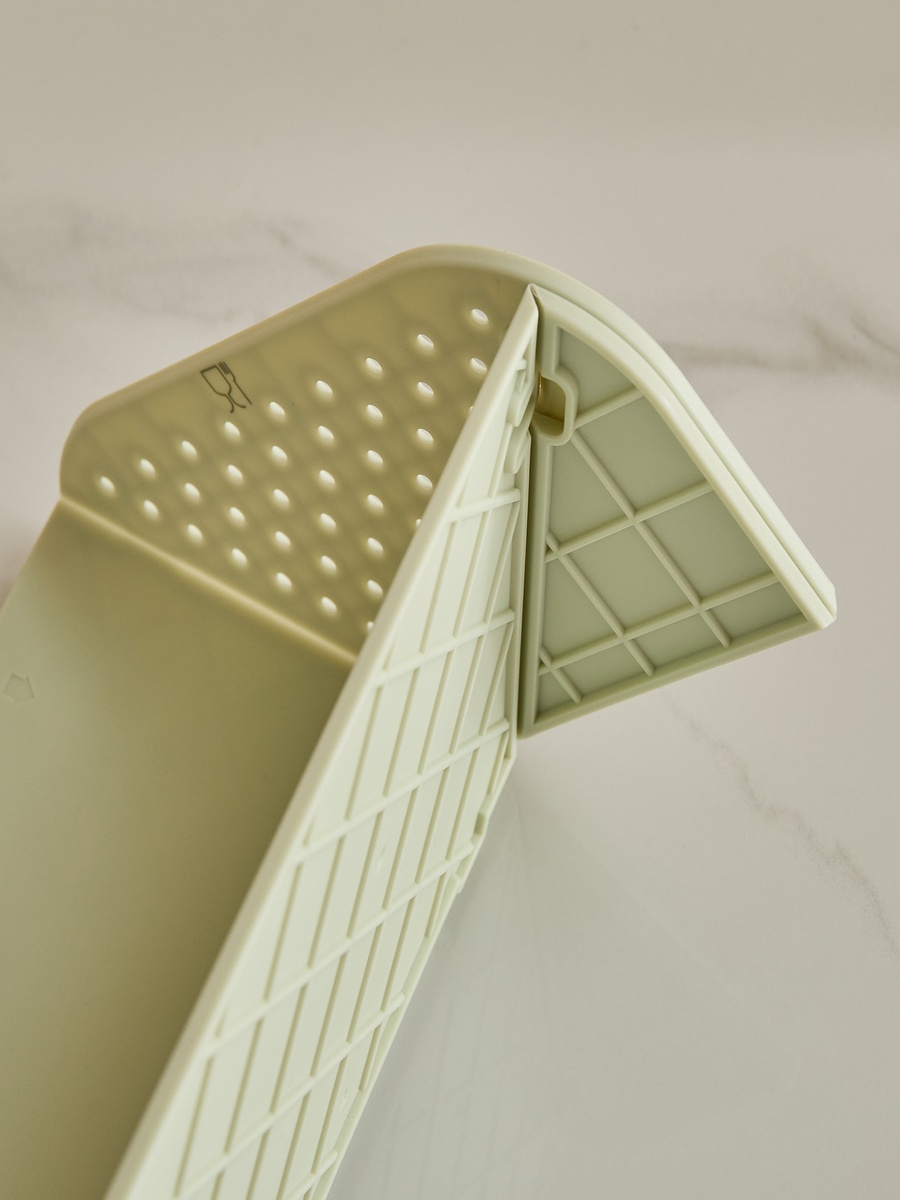 Vega Multi Purpose Foldable Cutting Board cum Strainer - 42.5x27 cm