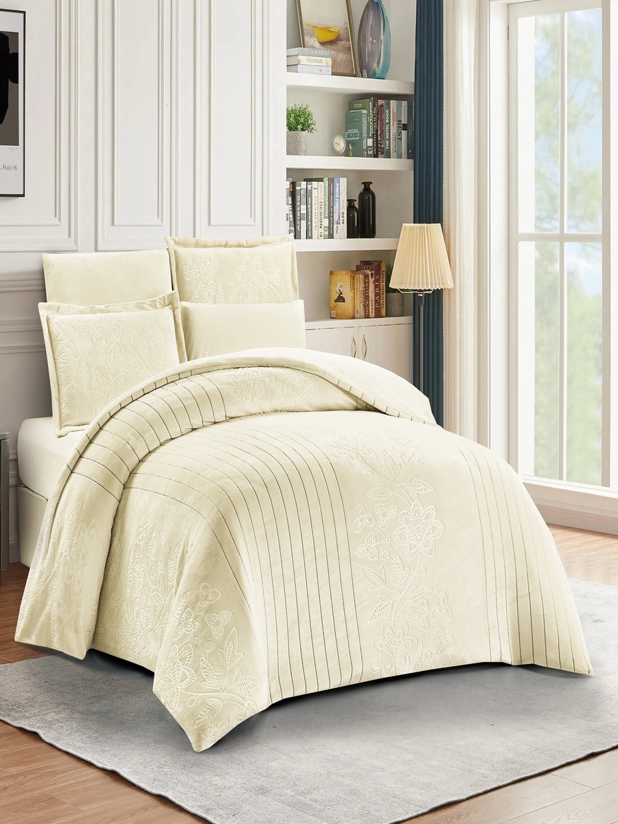 Embossed Floral Velvet Comforter Set