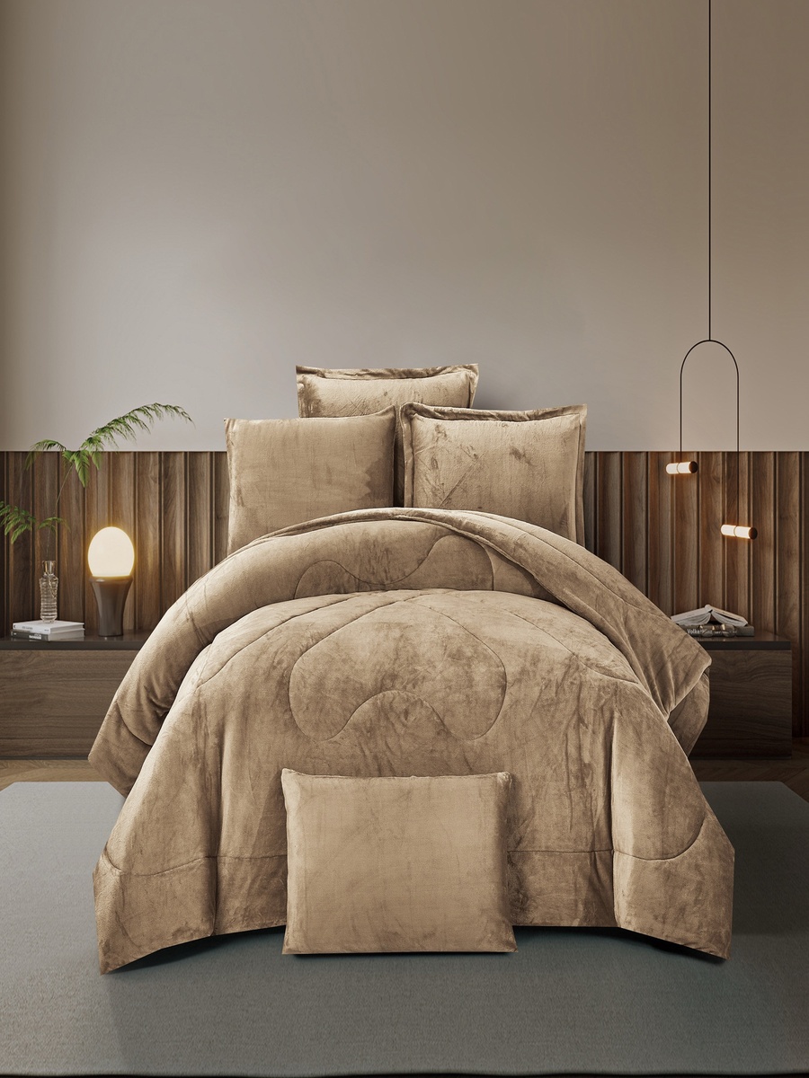Plush Velvet Comforter Set - King Size