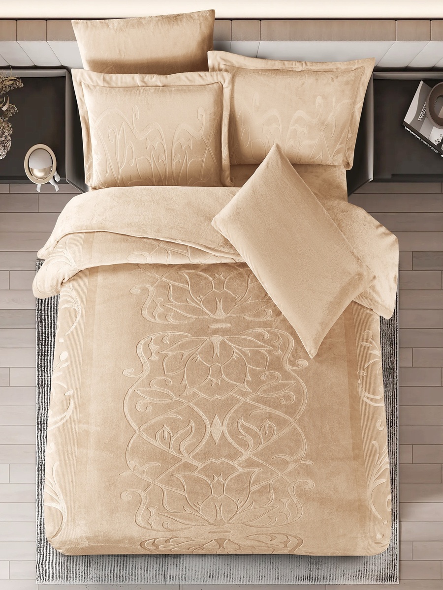 Embossed Velvet Comforter Set - King Size