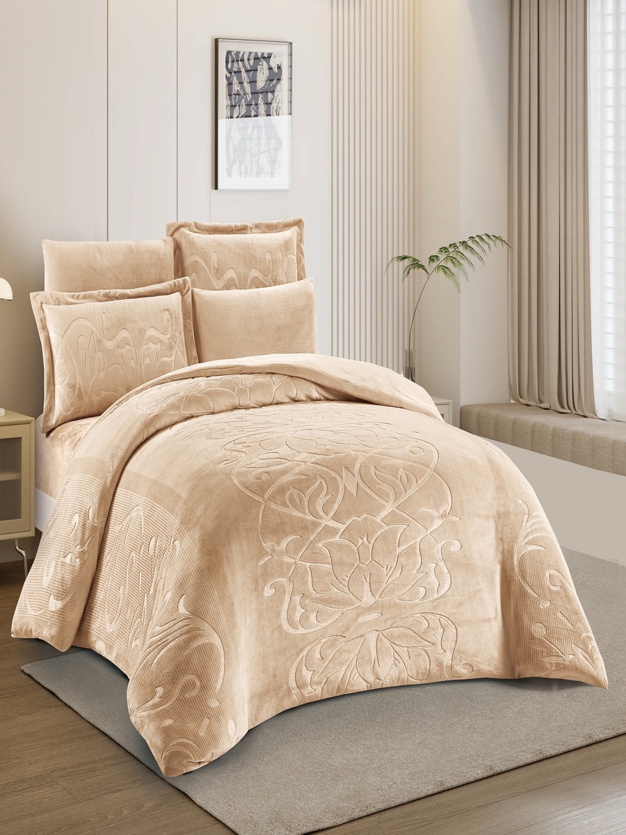 Embossed Velvet Comforter Set - King Size