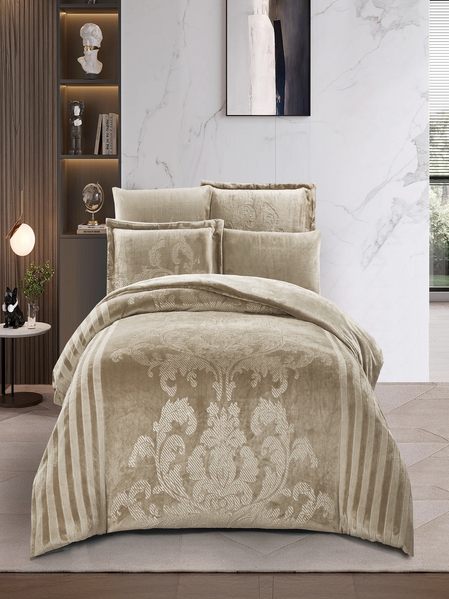 Embossed Velvet Comforter Set