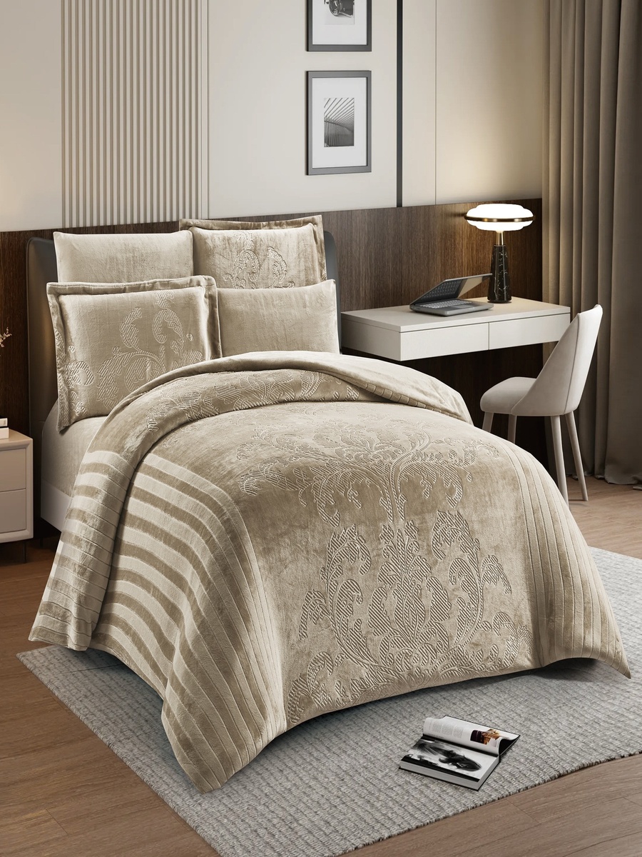 Embossed Velvet Comforter Set
