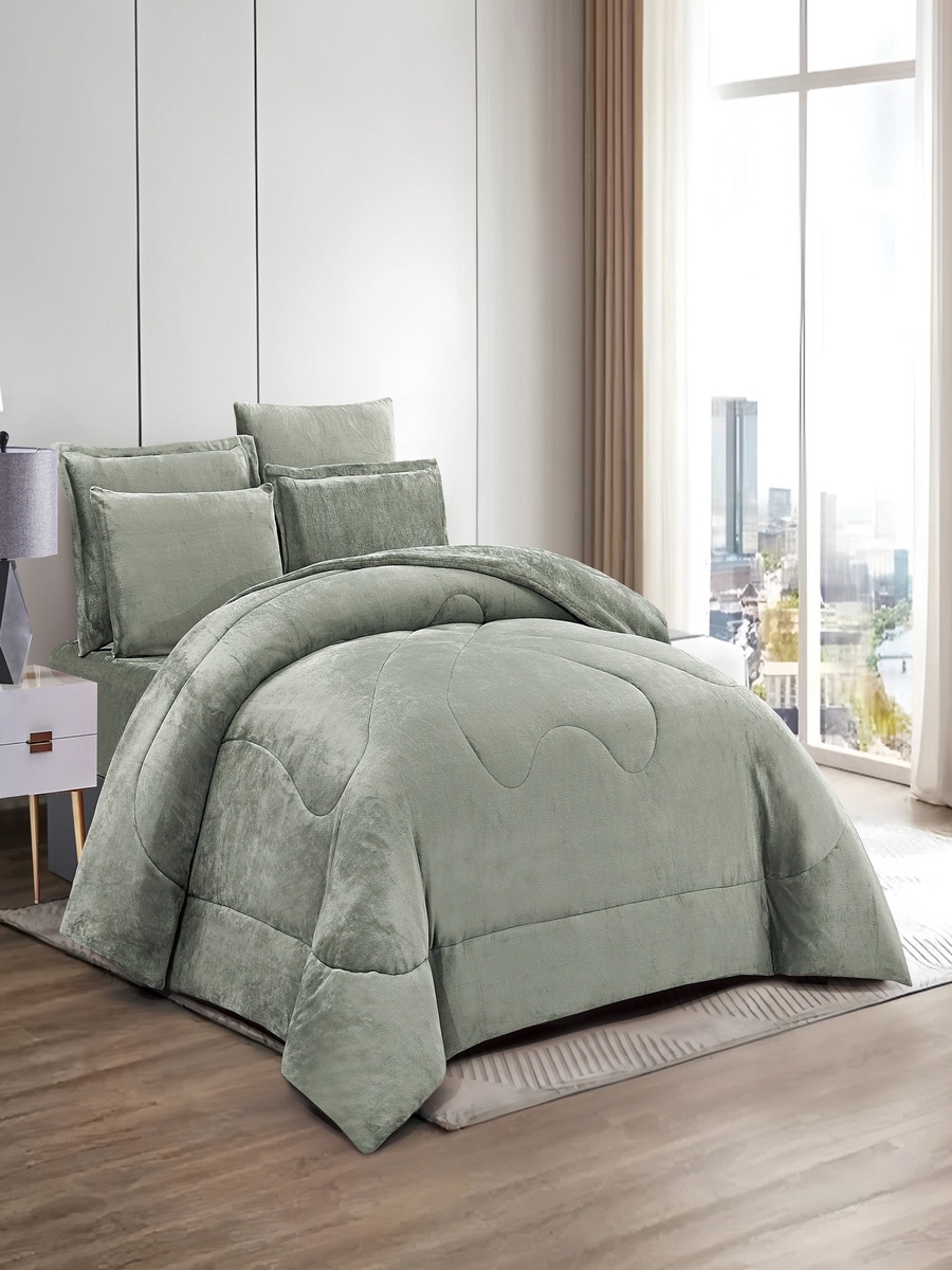 Plush Velvet Comforter Set - King Size