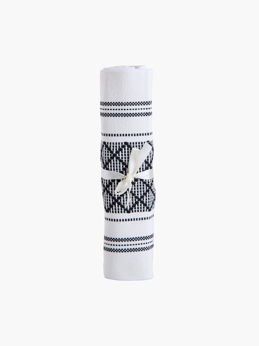 مفرش طاولة من سارة بولي - 35*120 سم