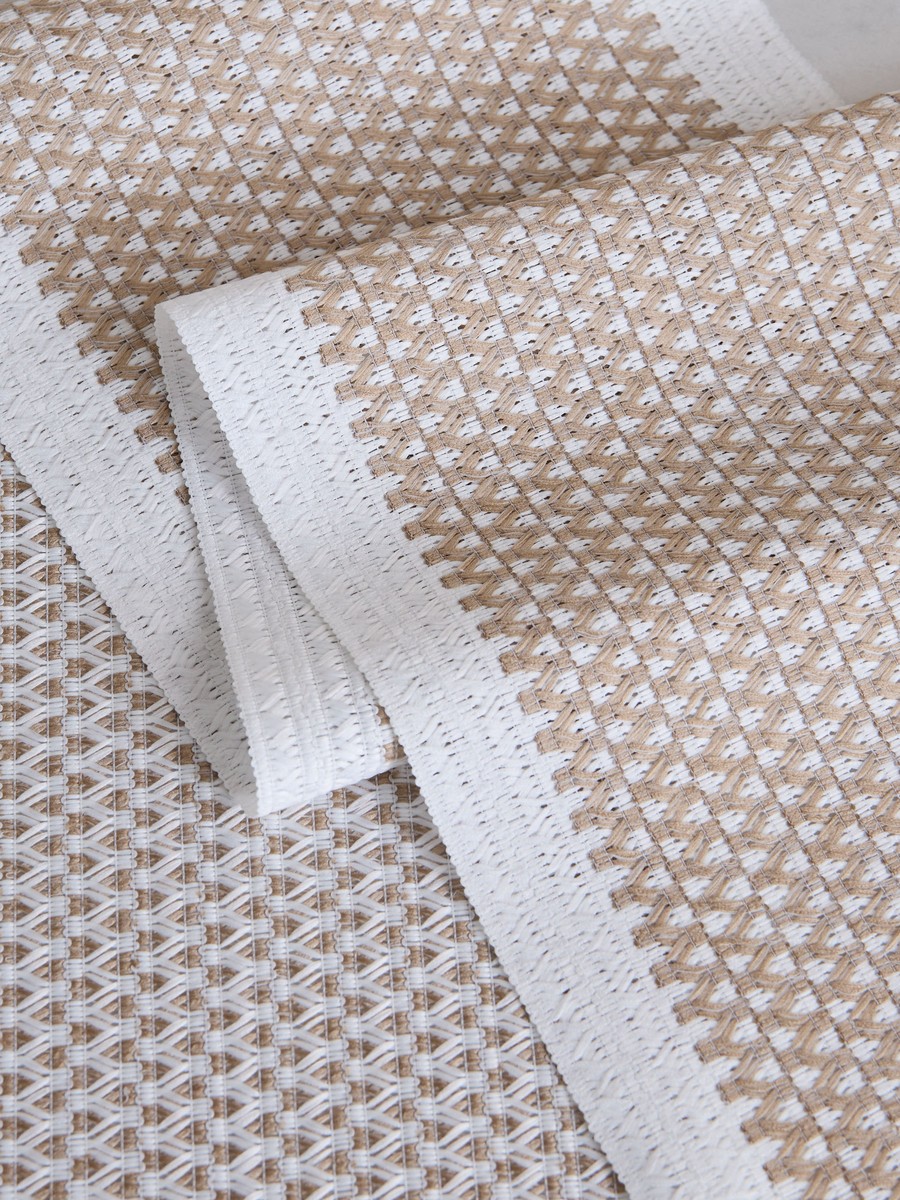 Tressa Polypropylene Table Runner- 30x150cm