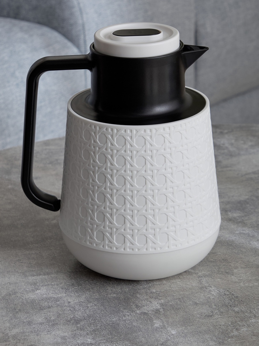 Ridge Textured Flask - 1 L